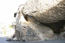 معلولا 2.jpg
